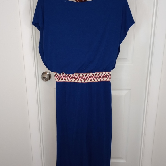 Charming Charlie Maxi Dress - Picture 2 of 3